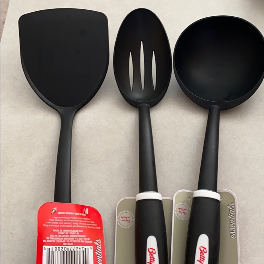 Betty Crocker Utensils.
